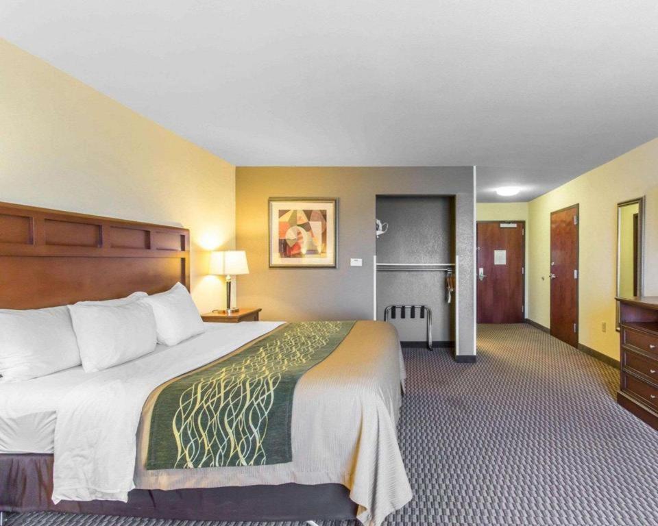 Comfort Inn & Suites Madisonville Exterior foto
